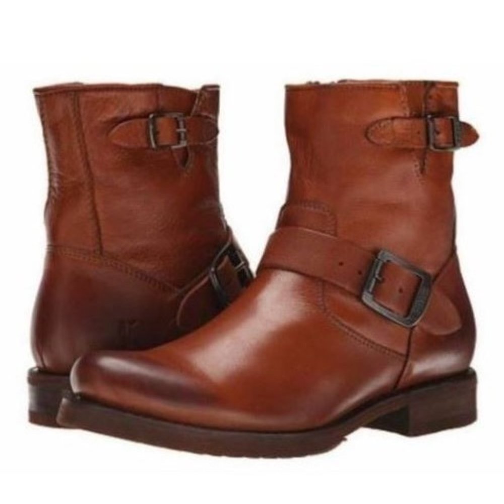 Frye Women's Veronica 6" Shortie Boots Whiskey